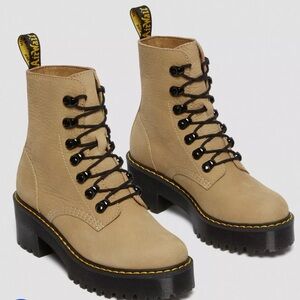 Dr. Martens Leona - Nubuck Leather - Platform Heeled Boot AirWair